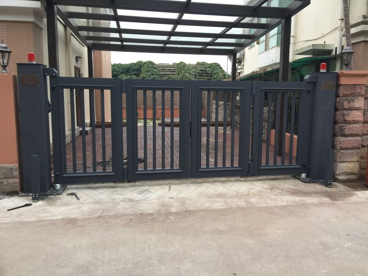 赣州赣县区赣州赣县区德阳市悬浮折叠门